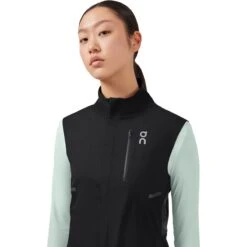 On Running Weather Vest - Women's -Everlaces Cloth Shop BLA D2 27