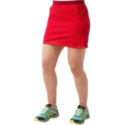 Mountain Equipment Dynamo Skort - Women's -Everlaces Cloth Shop CAPRED