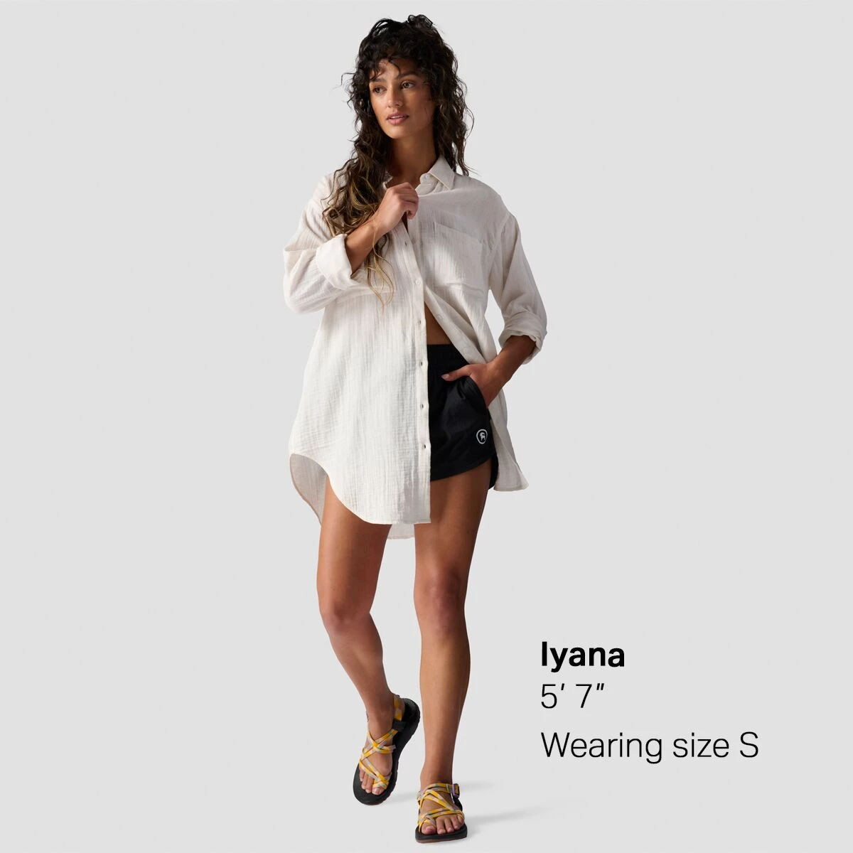 Long Cotton Gauze Long-Sleeve Button-Down - Women's 6 Long Cotton Gauze Long-Sleeve Button-Down - Women's - Image 6