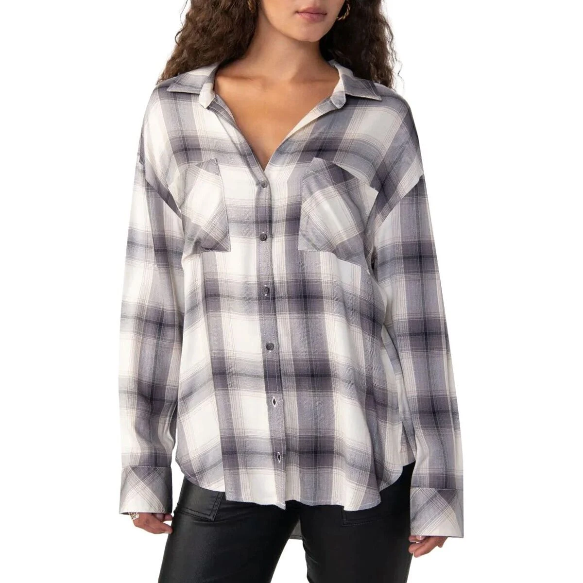 Sanctuary Slit Back Tunic Button Up Shirt - Women's 2 Sanctuary Slit Back Tunic Button Up Shirt - Women's - Image 2