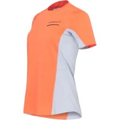 Norrona Senja Equaliser Lightweight T-Shirt - Women's -Everlaces Cloth Shop FLA D4 1