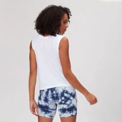 Muscle T-Shirt - Women's